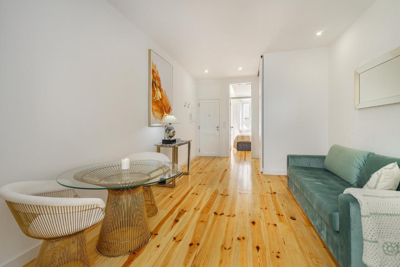 Whome Chic 1-Bed W/ Patio Perfect To Explore Lisboa Exterior foto